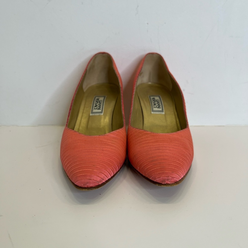 1980s Gianni Versace Peach Ruched Heels